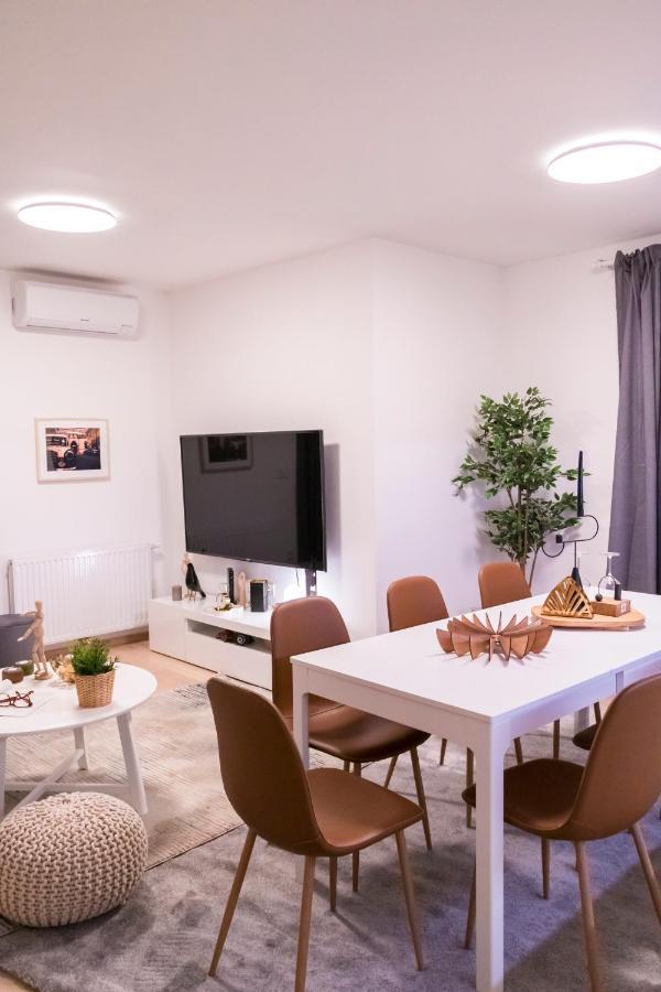 Fresh Comfort Apartment By Irundo ザグレブ エクステリア 写真